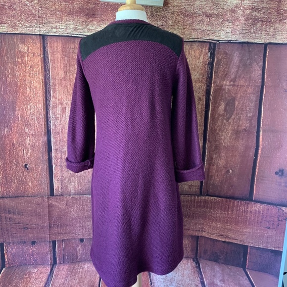 FINAL $ COMFY SOFT SURROUNDING PLUM TWO TONE DRESS - Picture 6 of 8